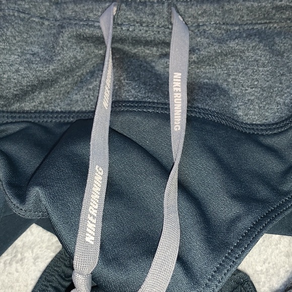 Nike Running Short - Picture 5 of 6